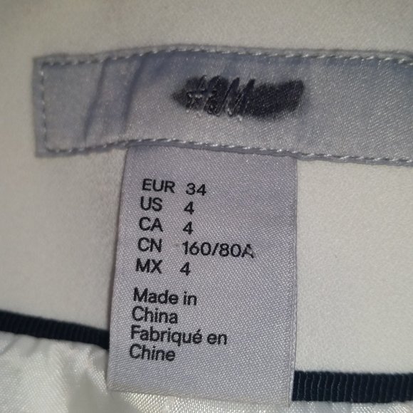 H&M ivory puffed long sleeve heavy gold zipper dress/coat - Picture 3 of 4